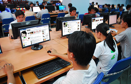 Người Việt – họ làm gì hàng ngày trên Facebook?
